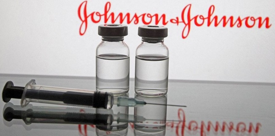 Η Δανία θα επανεξετάσει τον αποκλεισμό του εμβολίου J&J από το πρόγραμμά της